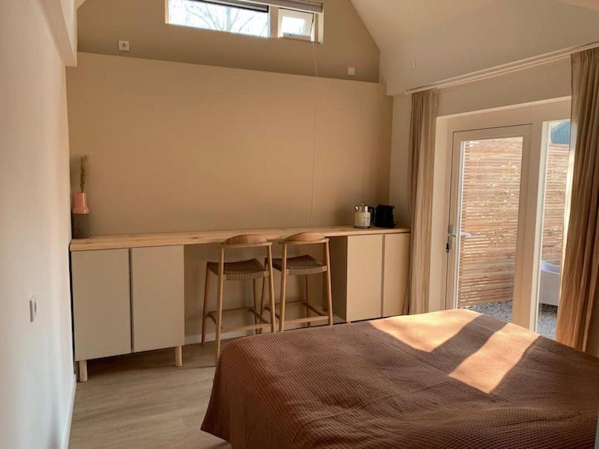 Guest Room With Terrace At The Wadden Sea Oosterend  Bagian luar foto